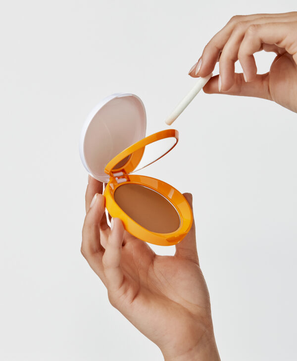 Oil-Free Compact Bronze SPF 50+ - Bild 3