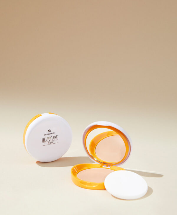 Oil-Free Compact Pearl SPF 50+