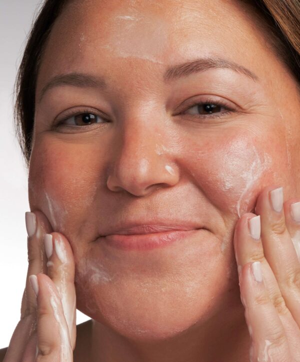 Mandelic Clarifying Cleanser - Bild 3